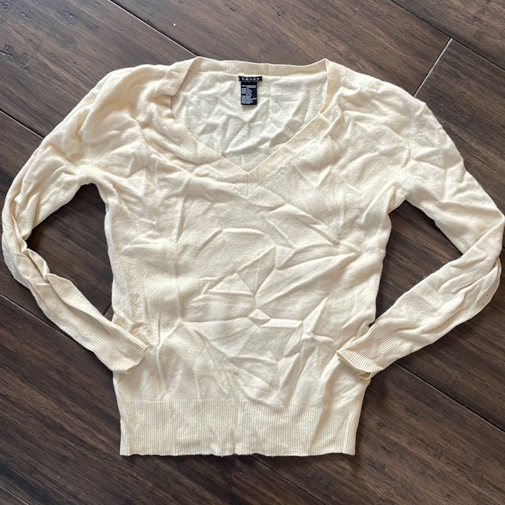 Theory 100% cashmere sweater